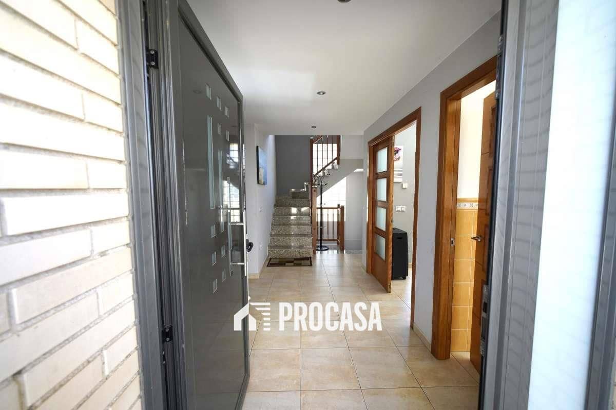 4 sovrum Villa till salu i Roses - 500 000 € (Ref: 9110828)