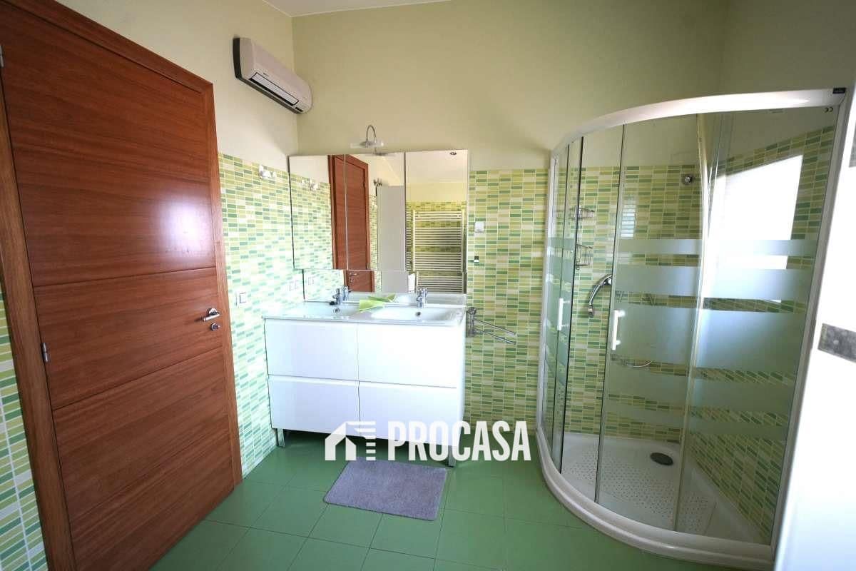 4 sovrum Villa till salu i Roses - 500 000 € (Ref: 9110828)