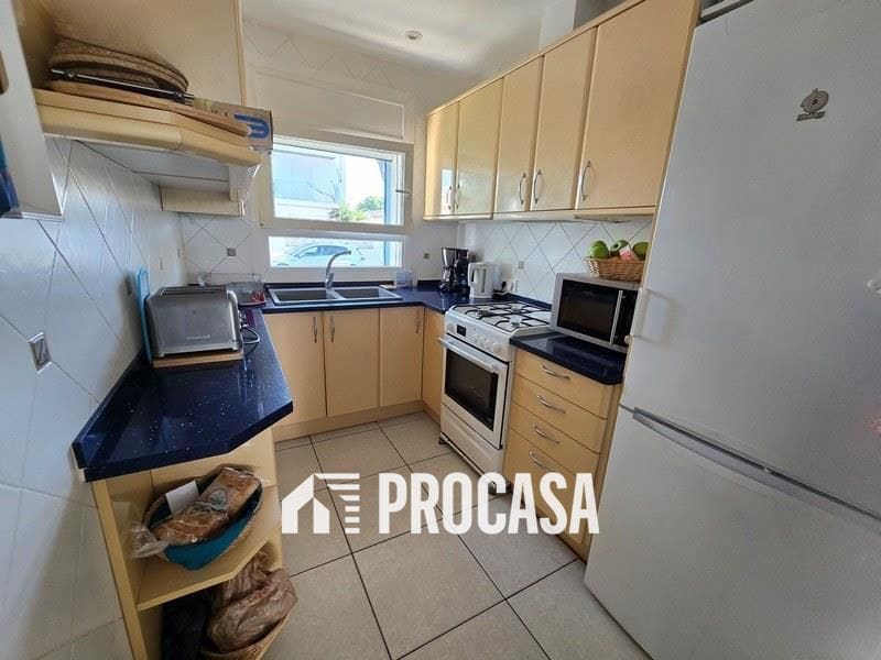 Chalet de 4 habitaciones en Empuriabrava en venta con piscina garaje - 595.000 € (Ref: 9113208)