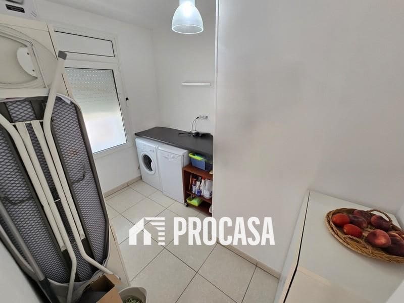 Chalet de 4 habitaciones en Empuriabrava en venta con piscina garaje - 595.000 € (Ref: 9113208)