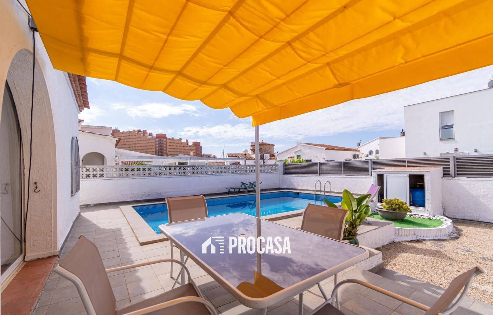 2 soverom Villa til salgs i Santa Margarida med svømmebasseng garasje - € 370 000 (Ref: 9121468)