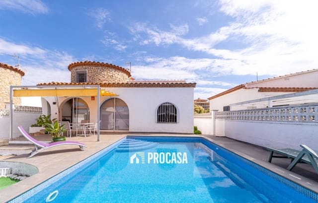 2 soverom Villa til salgs i Santa Margarida, Roses med svømmebasseng garasje - € 370 000 (Ref: 9121468)