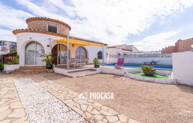 2 soverom Villa til salgs i Santa Margarida, Roses med svømmebasseng garasje - € 370 000 (Ref: 9121468)