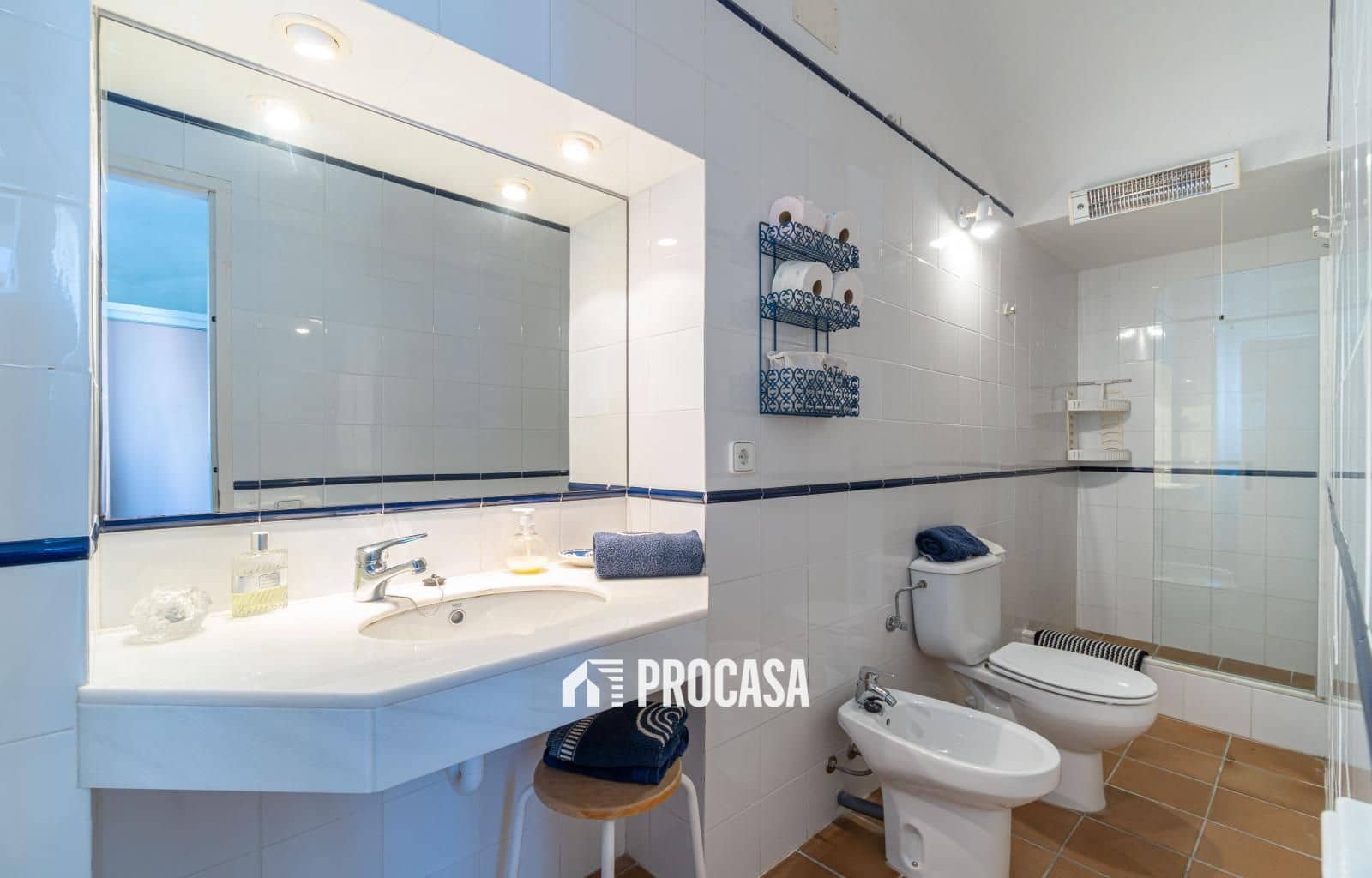 3 bedroom Villa for sale in Cadaques - € 650,000 (Ref: 9130195)