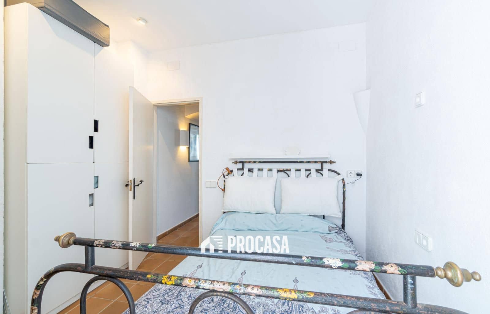 3 bedroom Villa for sale in Cadaques - € 650,000 (Ref: 9130195)