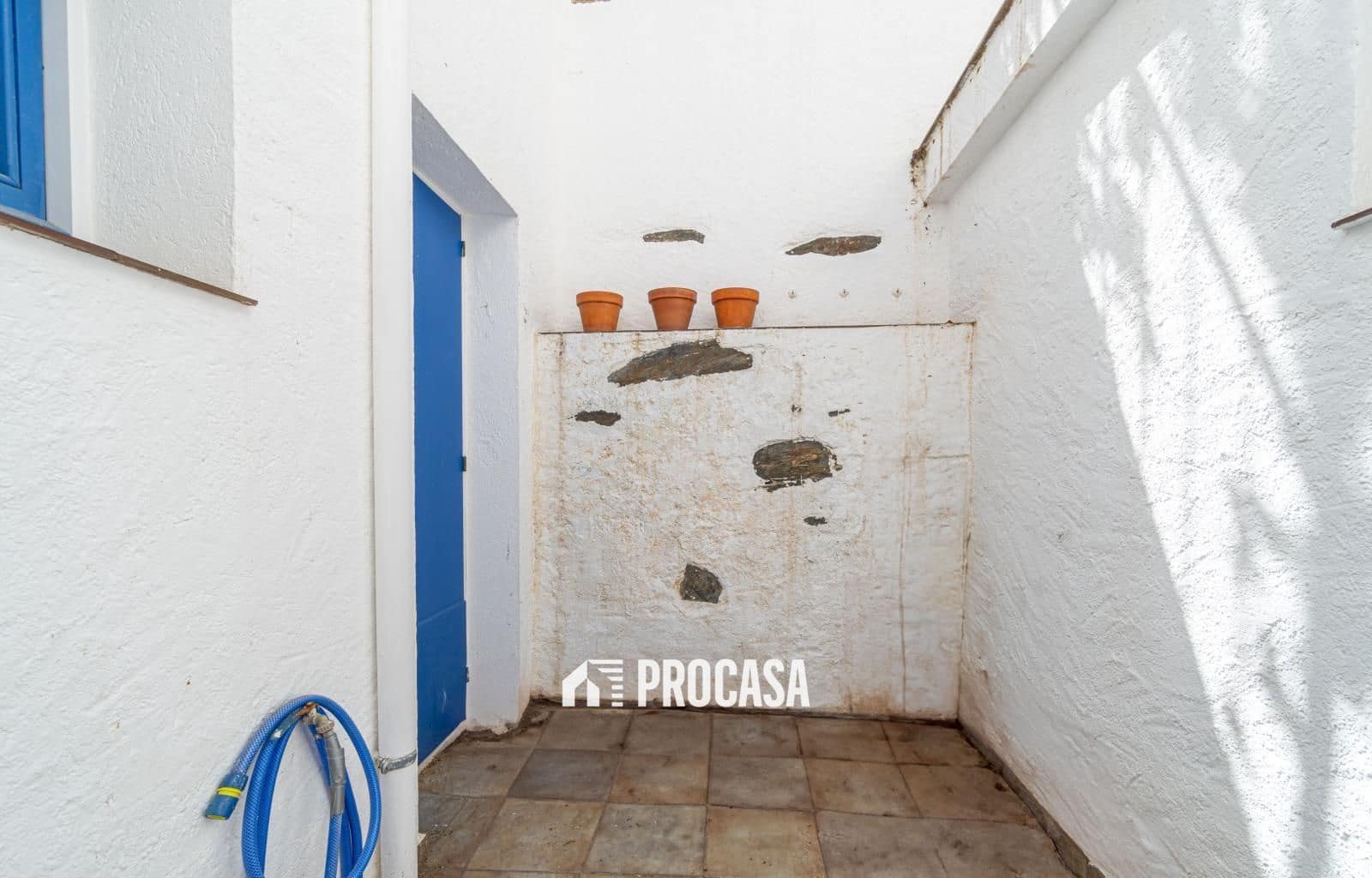 3 bedroom Villa for sale in Cadaques - € 650,000 (Ref: 9130195)