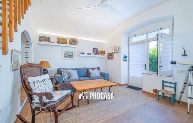 3 bedroom Villa for sale in Cadaqués - € 650,000 (Ref: 9130195)