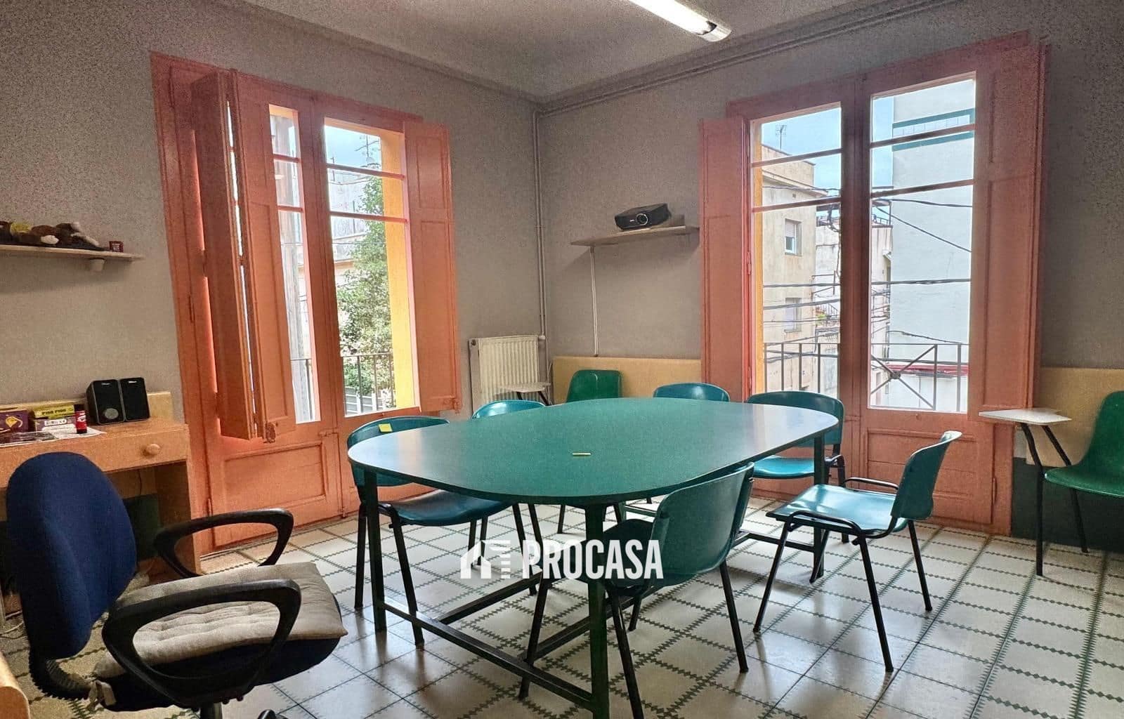 8 soverom Villa til salgs i Figueres - € 395 000 (Ref: 9135075)