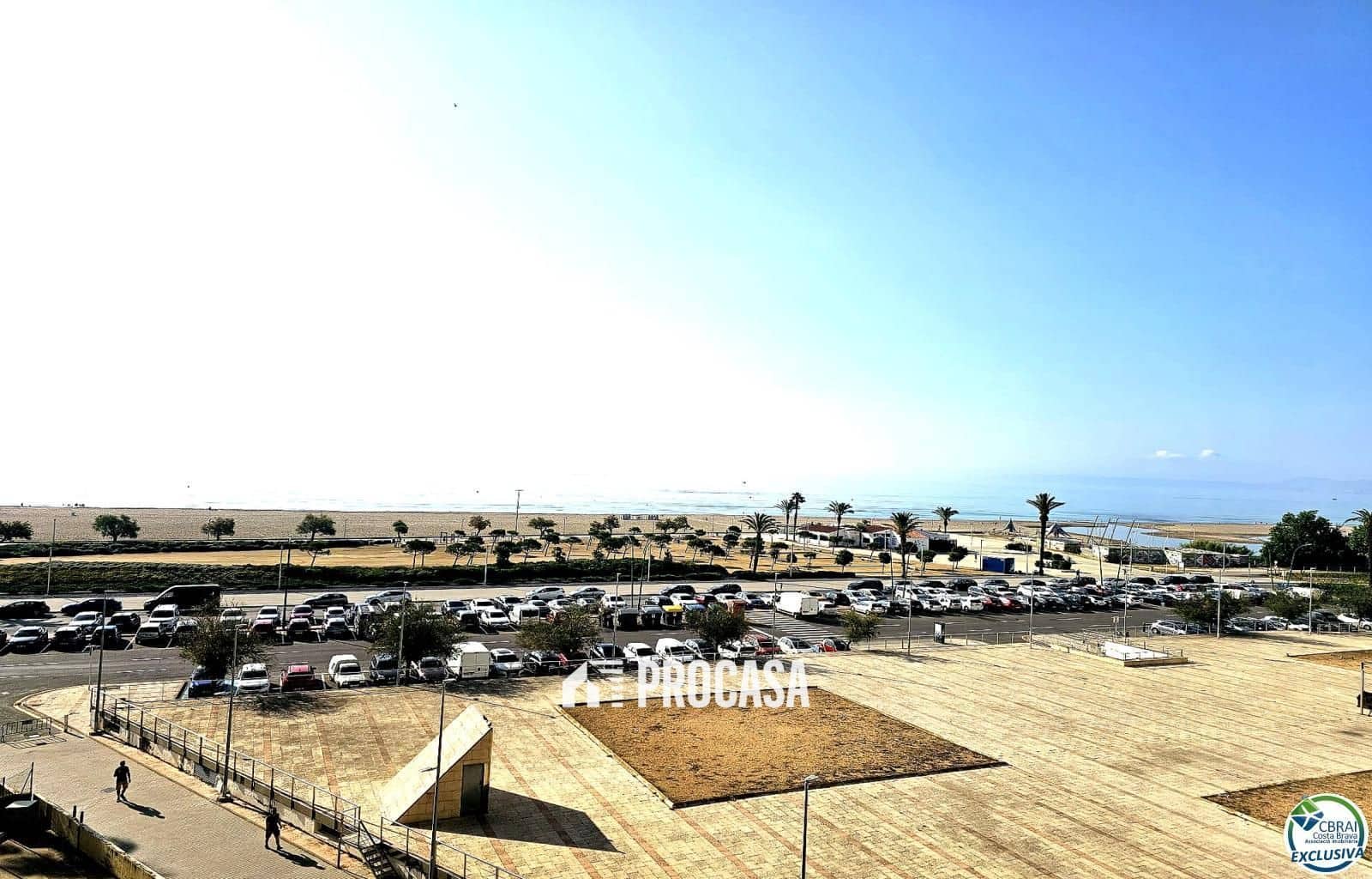 Flat for sale in Empuriabrava - € 128,000 (Ref: 9137654)