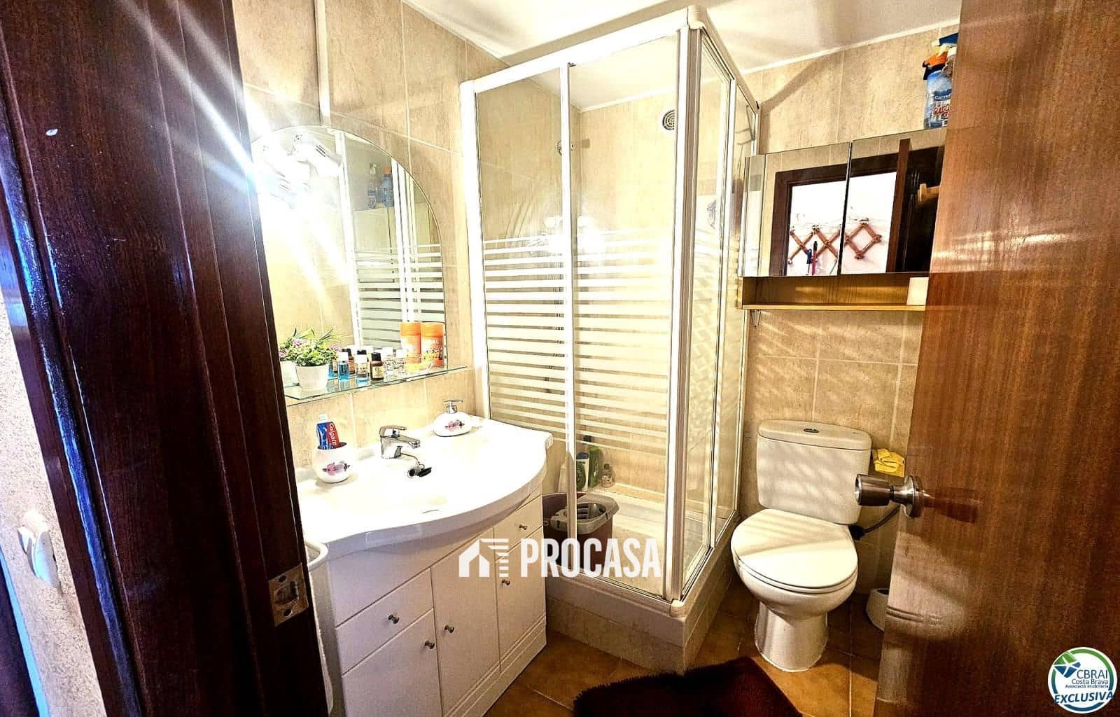 Flat for sale in Empuriabrava - € 128,000 (Ref: 9137654)