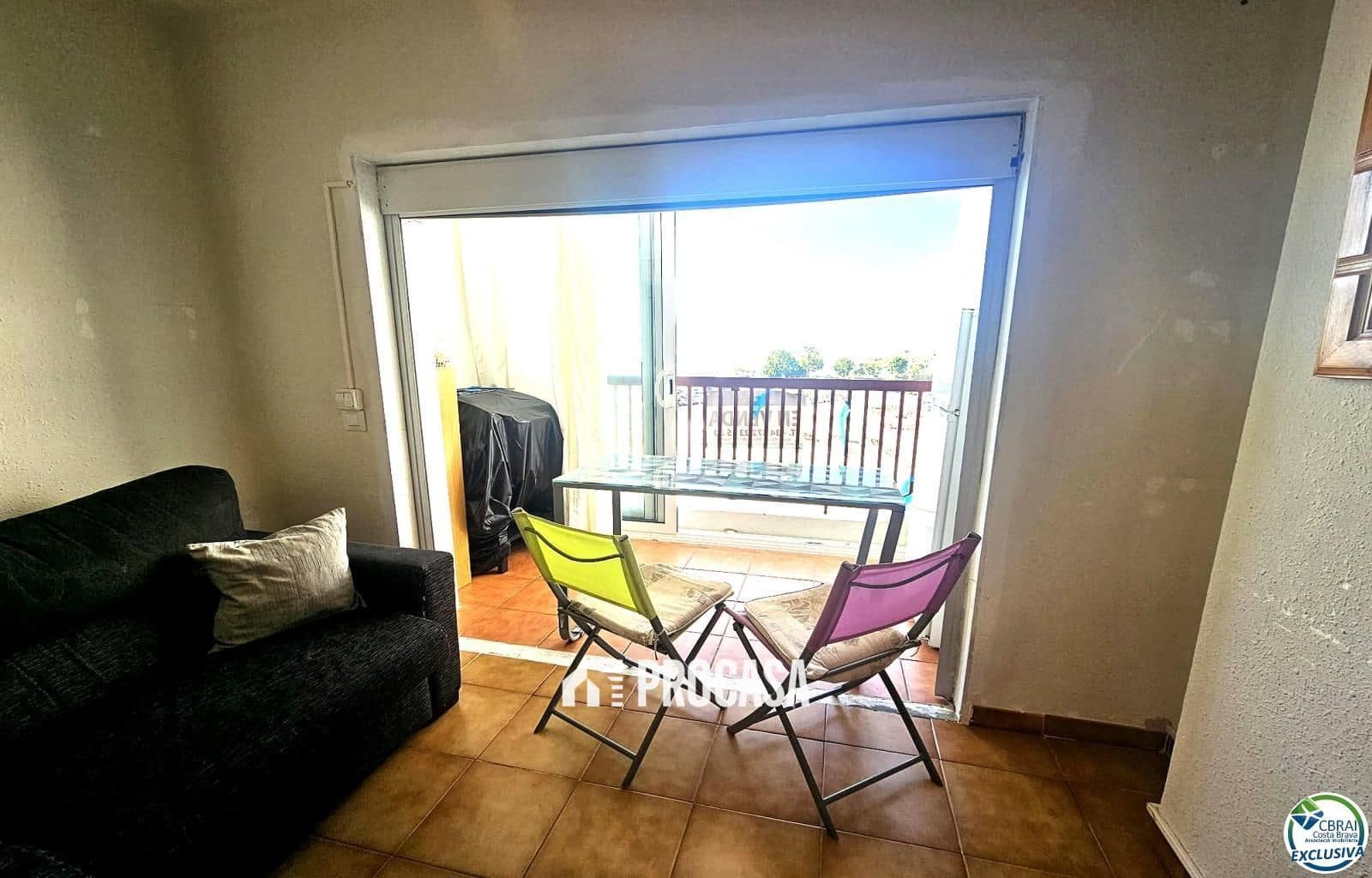 Flat for sale in Empuriabrava - € 128,000 (Ref: 9137654)