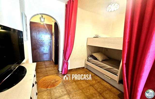 Flat te koop in Empuriabrava, Castelló d'Empúries - € 128.000 (Ref: 9137654)