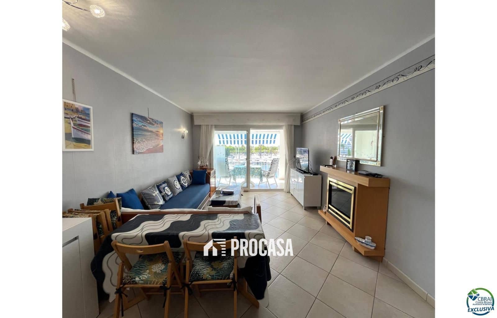 2 bedroom Flat for sale in Empuriabrava - € 325,000 (Ref: 9137655)