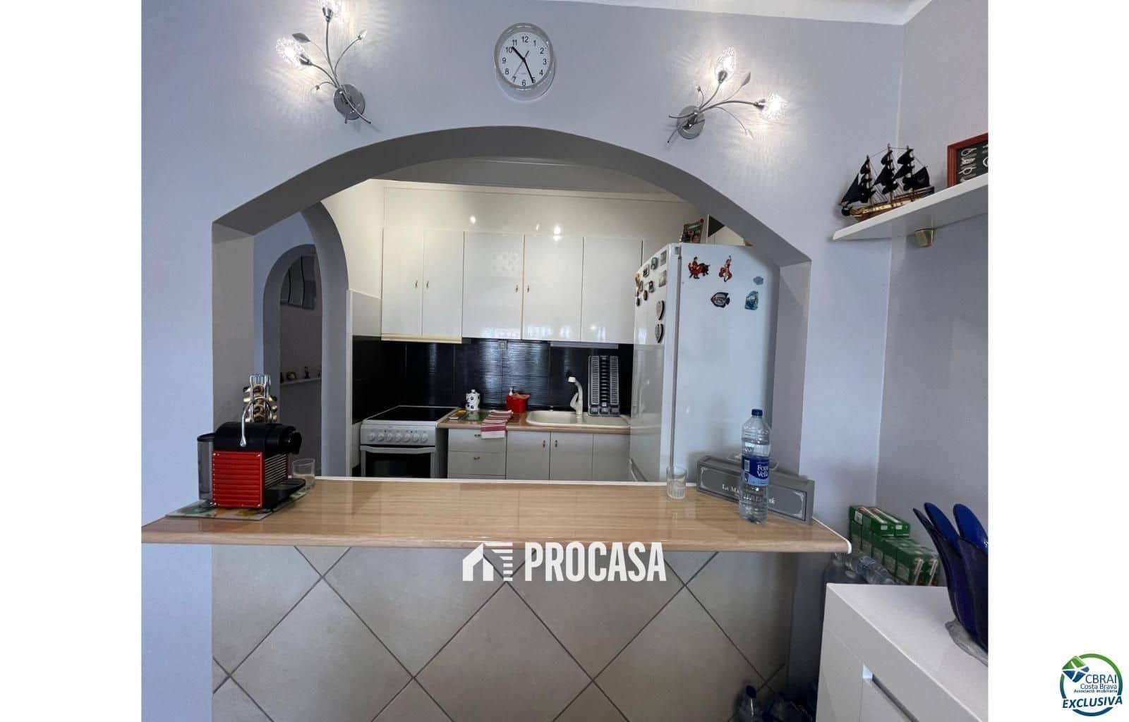 2 bedroom Flat for sale in Empuriabrava - € 325,000 (Ref: 9137655)