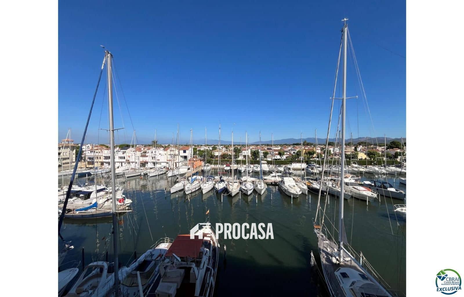 2 bedroom Flat for sale in Empuriabrava - € 325,000 (Ref: 9137655)