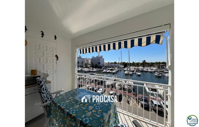 2 bedroom Flat for sale in Empuriabrava, Castelló d'Empúries - € 325,000 (Ref: 9137655)