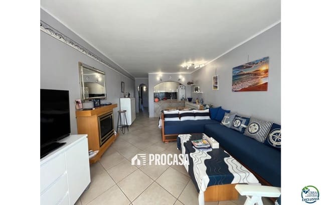 2 bedroom Flat for sale in Empuriabrava, Castelló d'Empúries - € 325,000 (Ref: 9137655)