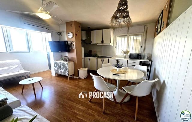 1 bedroom Flat for sale in Empuriabrava, Castelló d'Empúries - € 134,000 (Ref: 9137656)