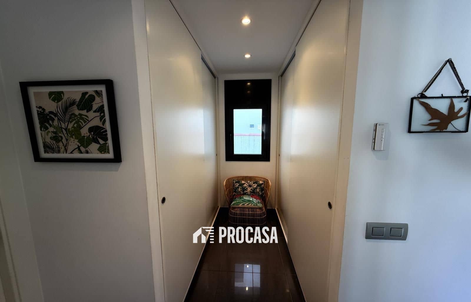 3 sypialnia Willa na sprzedaż w Empuriabrava z basenem garażem - 820 000 € (Ref: 9142264)