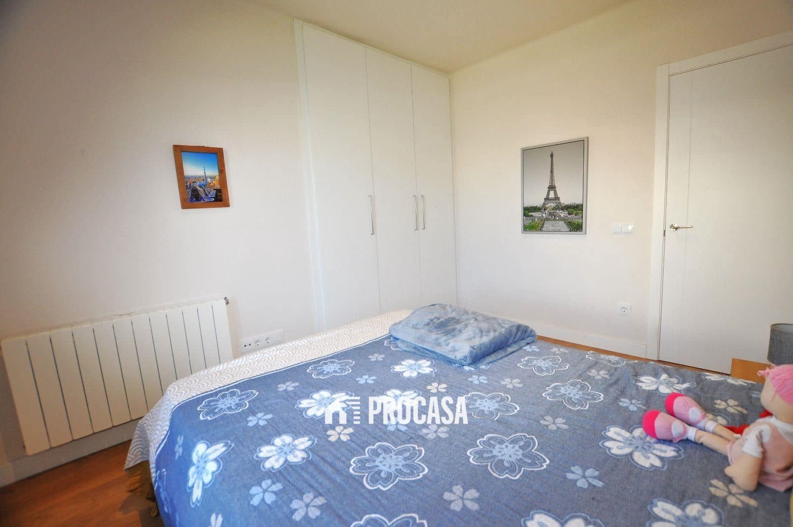 4 bedroom Villa for sale in Sant Pere Pescador with garage - € 498,000 (Ref: 9144443)