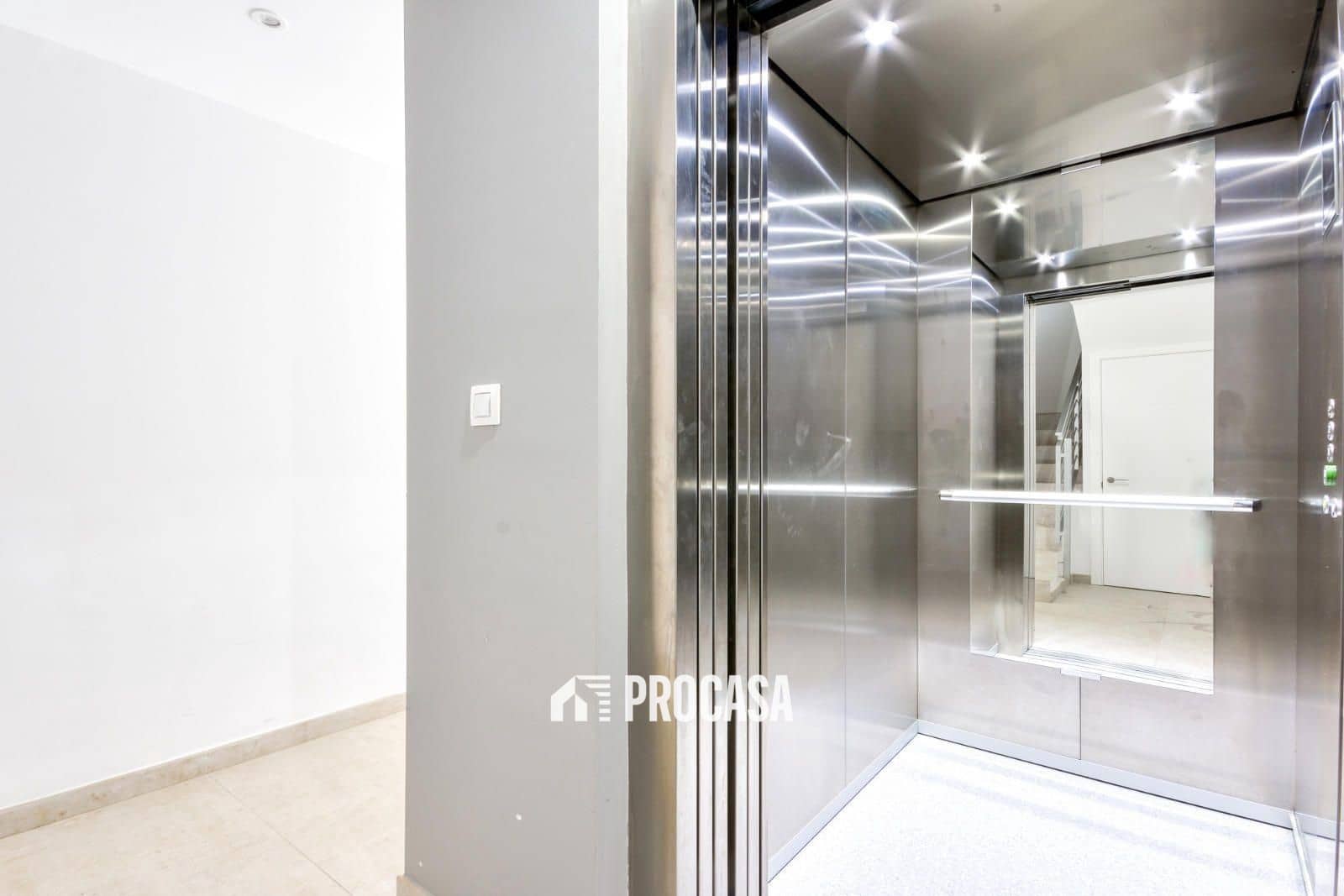 2 chambre Appartement à vendre à Roses avec garage - 205 000 € (Ref: 9146022)