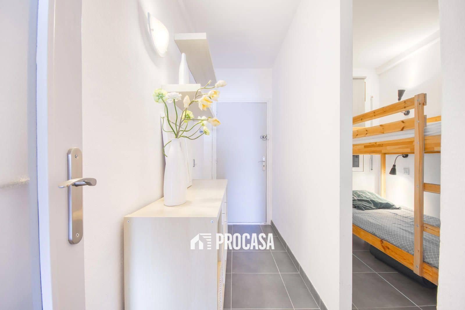 1 bedroom Flat for sale in Roses with garage - € 214,000 (Ref: 9146023)