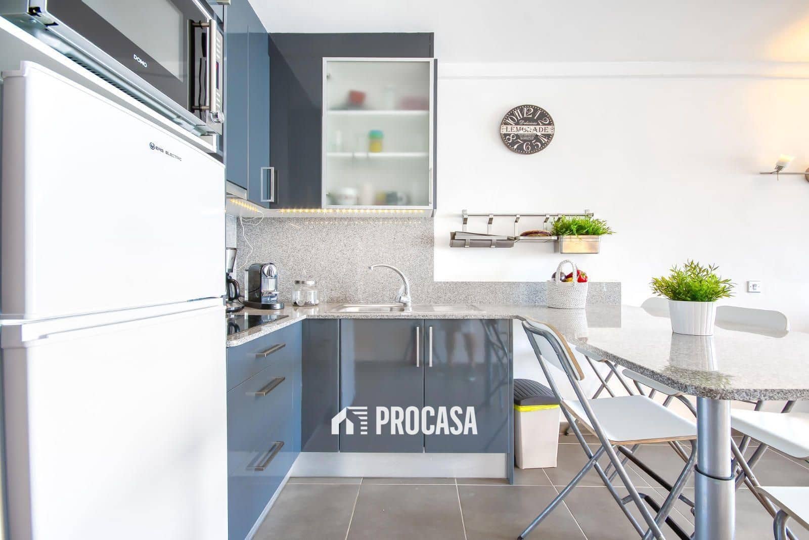 1 bedroom Flat for sale in Roses with garage - € 214,000 (Ref: 9146023)