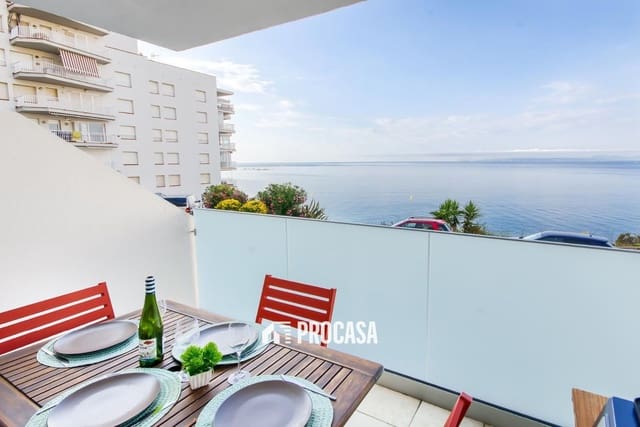 1 bedroom Flat for sale in Roses with garage - € 214,000 (Ref: 9146023)