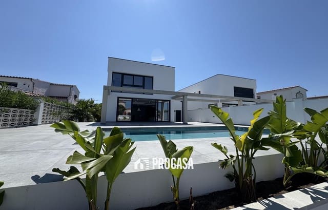 4 Zimmer Villa zu verkaufen in Empuriabrava, Castelló d'Empúries mit Pool Garage - 1.200.000 € (Ref: 9162890)