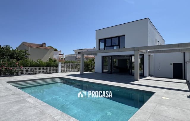 4 Zimmer Villa zu verkaufen in Empuriabrava, Castelló d'Empúries mit Pool Garage - 1.200.000 € (Ref: 9162890)