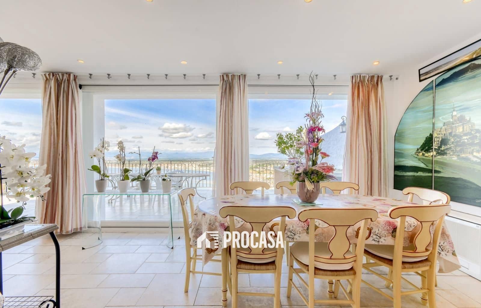 5 bedroom Villa for sale in Roses with pool garage - € 945,000 (Ref: 9164250)