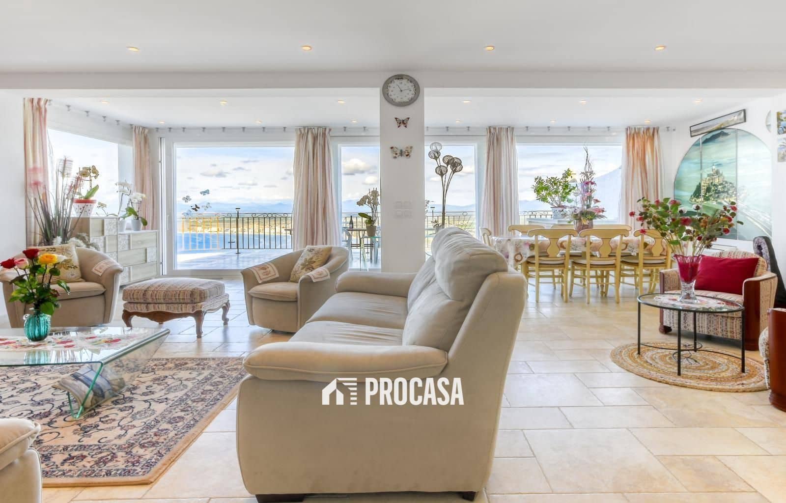 5 bedroom Villa for sale in Roses with pool garage - € 945,000 (Ref: 9164250)