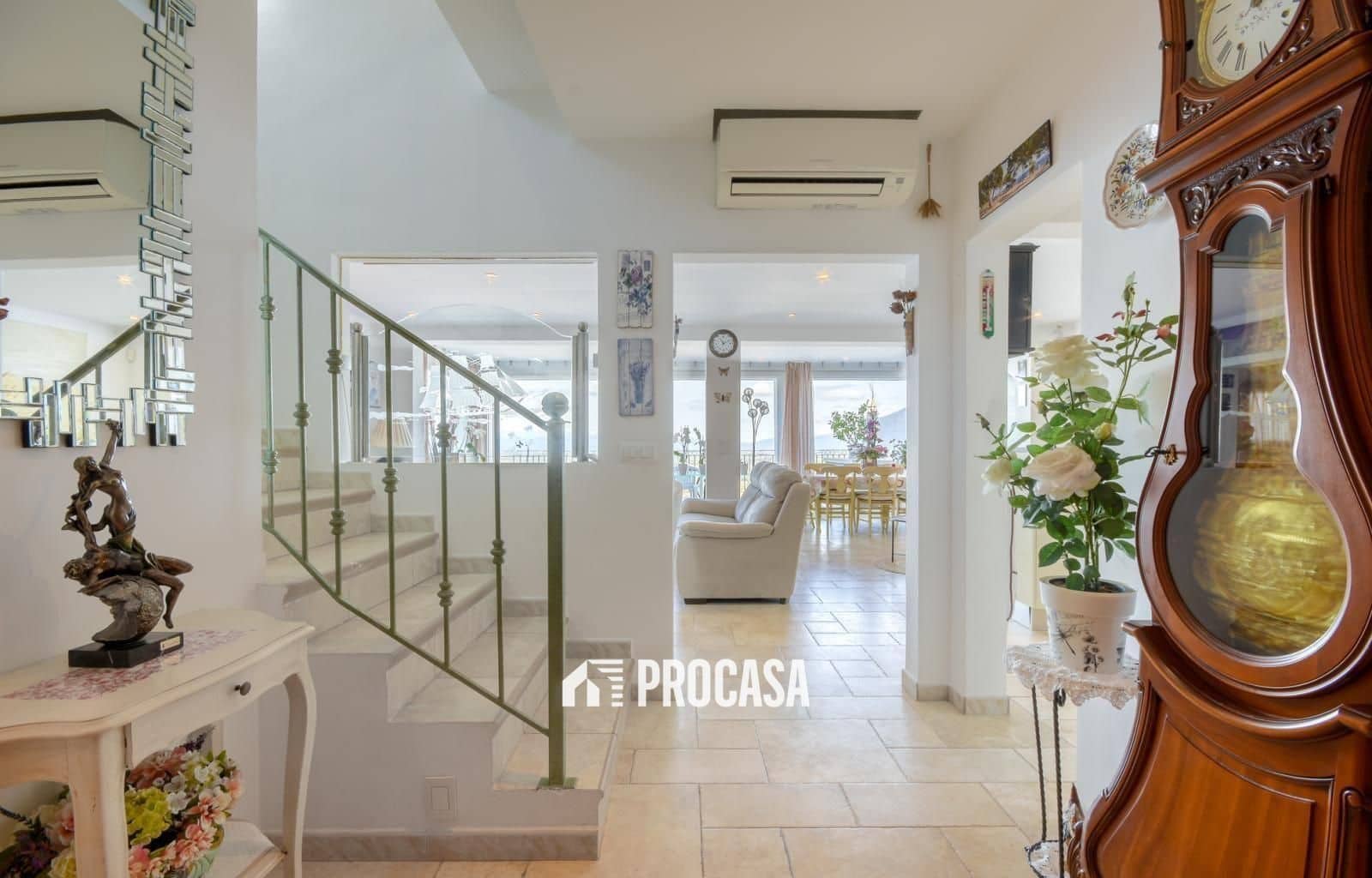 5 bedroom Villa for sale in Roses with pool garage - € 945,000 (Ref: 9164250)