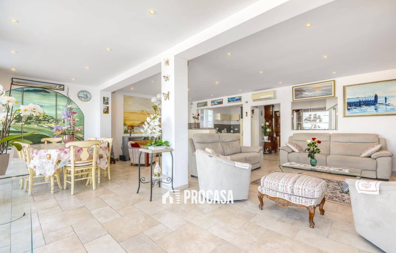 5 bedroom Villa for sale in Roses with pool garage - € 945,000 (Ref: 9164250)