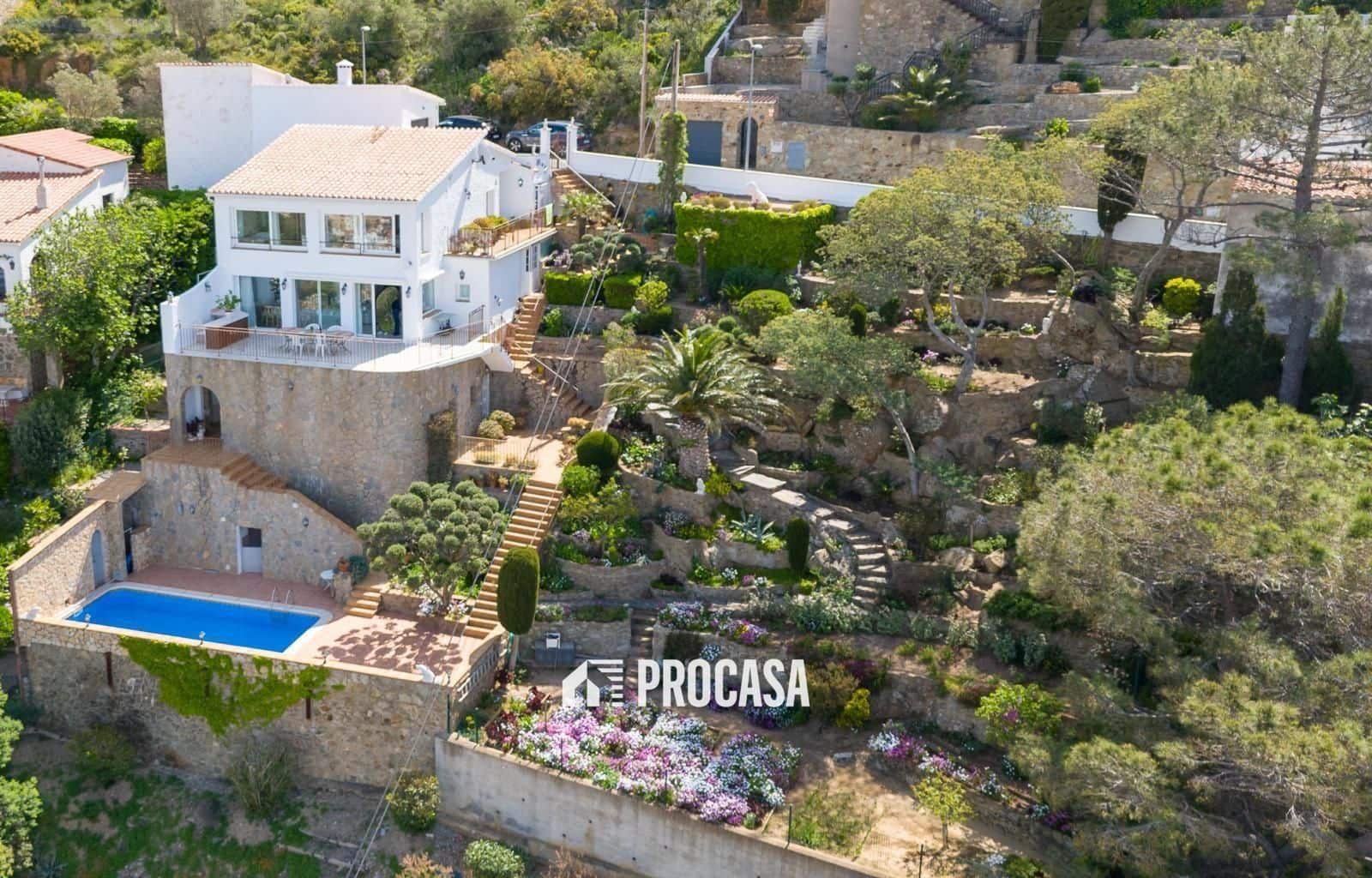 5 bedroom Villa for sale in Roses with pool garage - € 945,000 (Ref: 9164250)