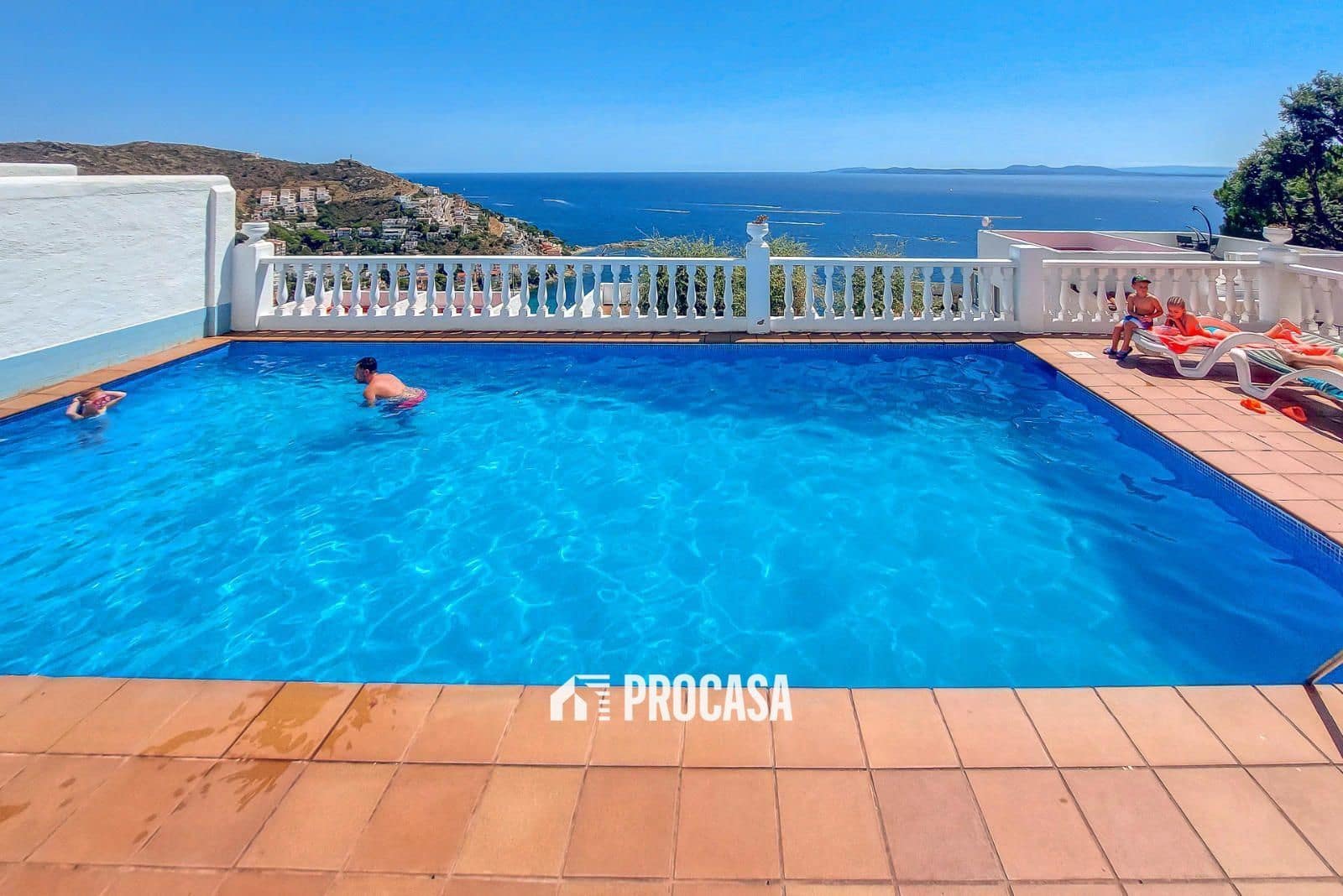 2 sovrum Villa till salu i Roses med pool garage - 325 000 € (Ref: 9164252)