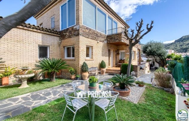 4 soveværelse Villa til salg i Roses med swimmingpool garage - € 540.000 (Ref: 9164253)