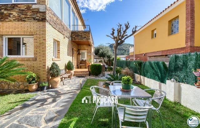 4 soveværelse Villa til salg i Roses med swimmingpool garage - € 540.000 (Ref: 9164253)