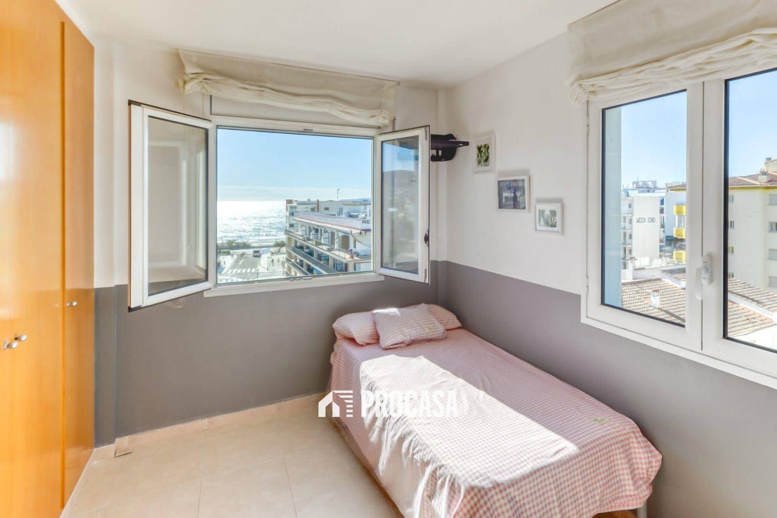 3 sypialnia Mieszkanie na sprzedaż w Roses z garażem - 360 000 € (Ref: 9164258)