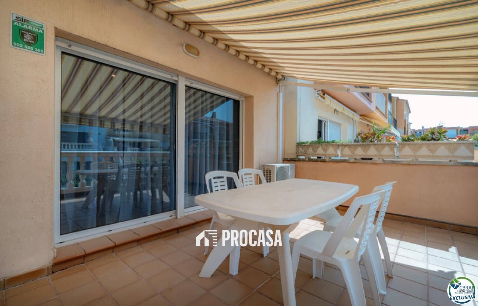 3 chambre Villa/Maison à vendre à Empuriabrava avec piscine garage - 349 000 € (Ref: 9170201)