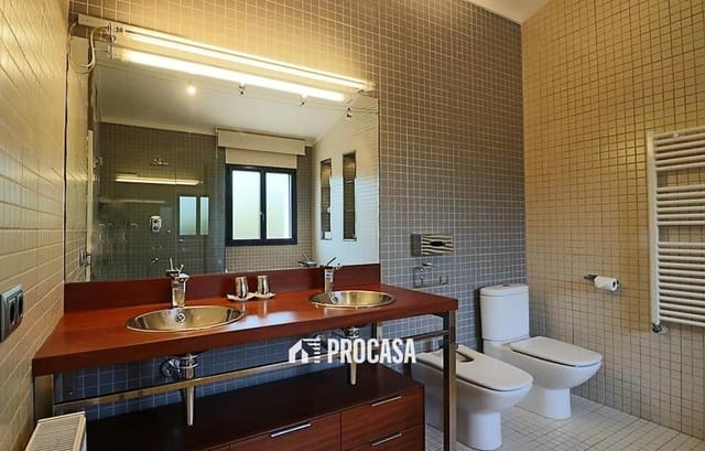 4 soverom Villa til salgs i Peralada med svømmebasseng garasje - € 950 000 (Ref: 9185929)