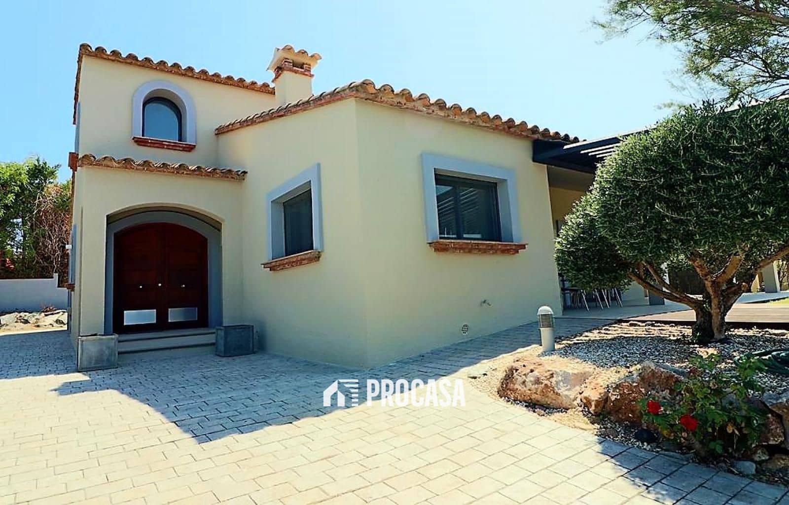 4 soverom Villa til salgs i Peralada med svømmebasseng garasje - € 950 000 (Ref: 9185929)