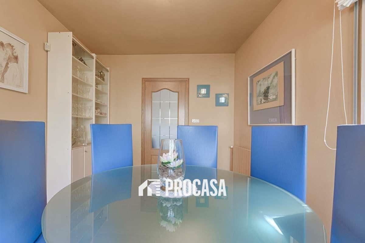 4 soverom Villa til salgs i Roses med garasje - € 635 000 (Ref: 9186058)