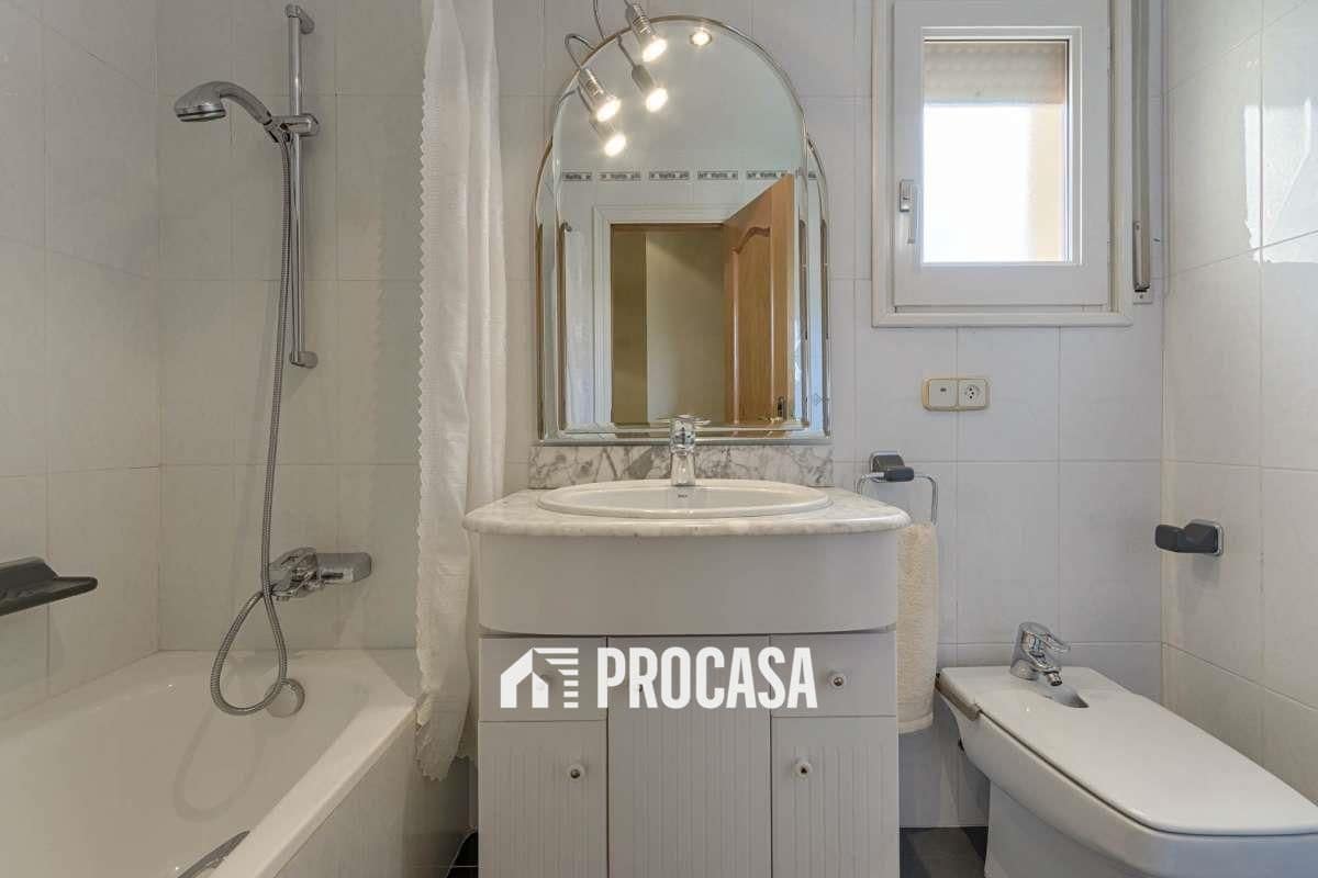 4 soverom Villa til salgs i Roses med garasje - € 635 000 (Ref: 9186058)