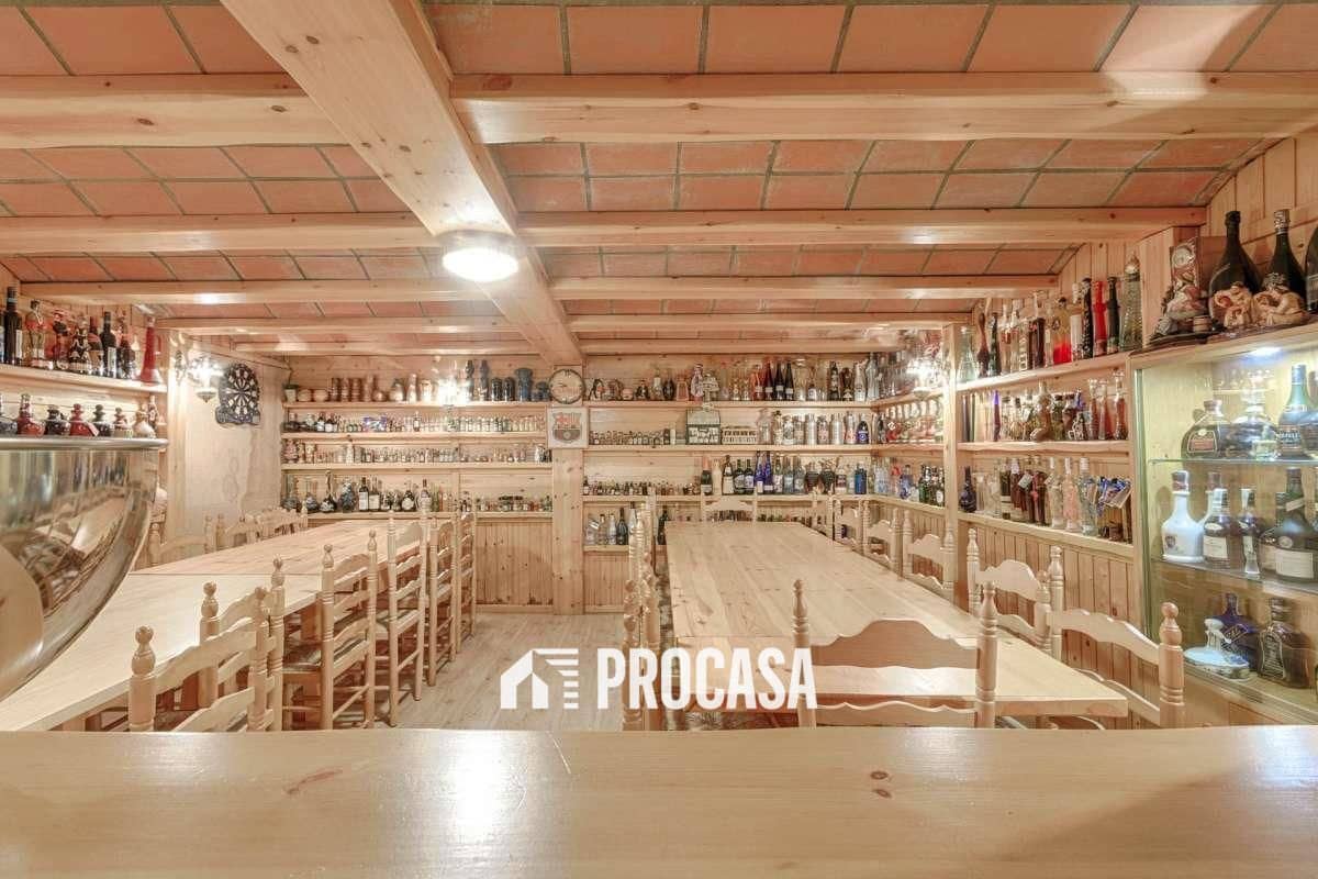 4 soverom Villa til salgs i Roses med garasje - € 635 000 (Ref: 9186058)