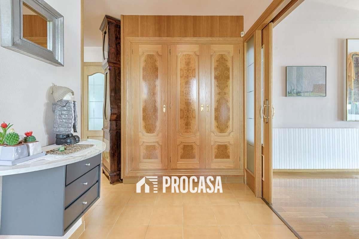 4 soverom Villa til salgs i Roses med garasje - € 635 000 (Ref: 9186058)