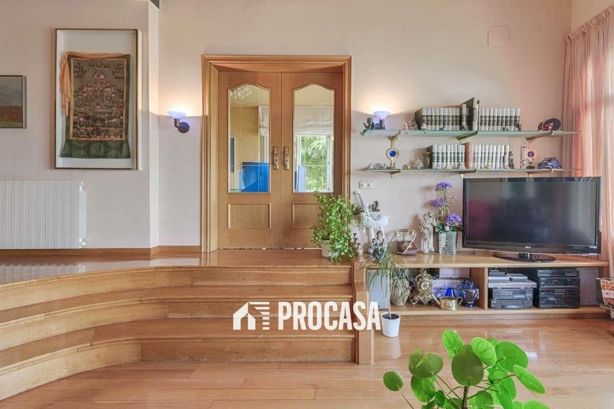 4 soverom Villa til salgs i Roses med garasje - € 635 000 (Ref: 9186058)