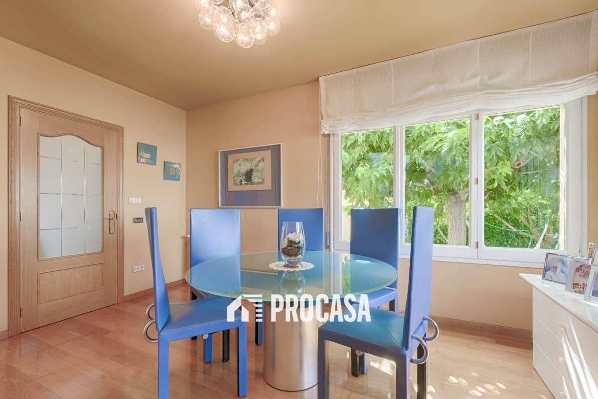 4 soverom Villa til salgs i Roses med garasje - € 635 000 (Ref: 9186058)