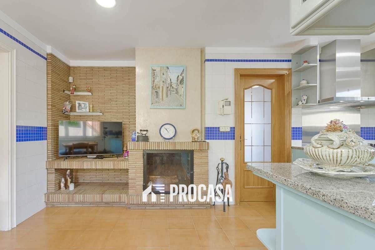 4 soverom Villa til salgs i Roses med garasje - € 635 000 (Ref: 9186058)