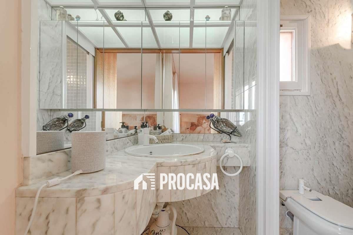 4 soverom Villa til salgs i Roses med garasje - € 635 000 (Ref: 9186058)